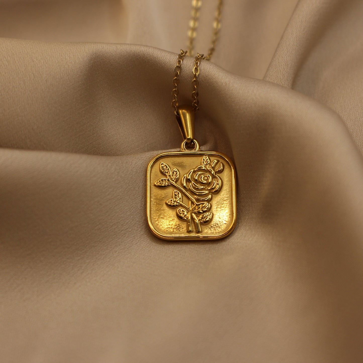 Lovely Rose Pendant